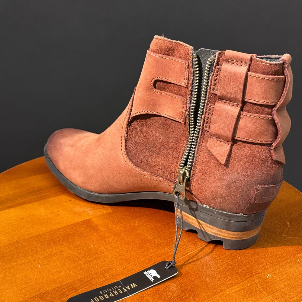 Sorel Burro Brown Waterproof Ankle Boots - Picture 7 of 15